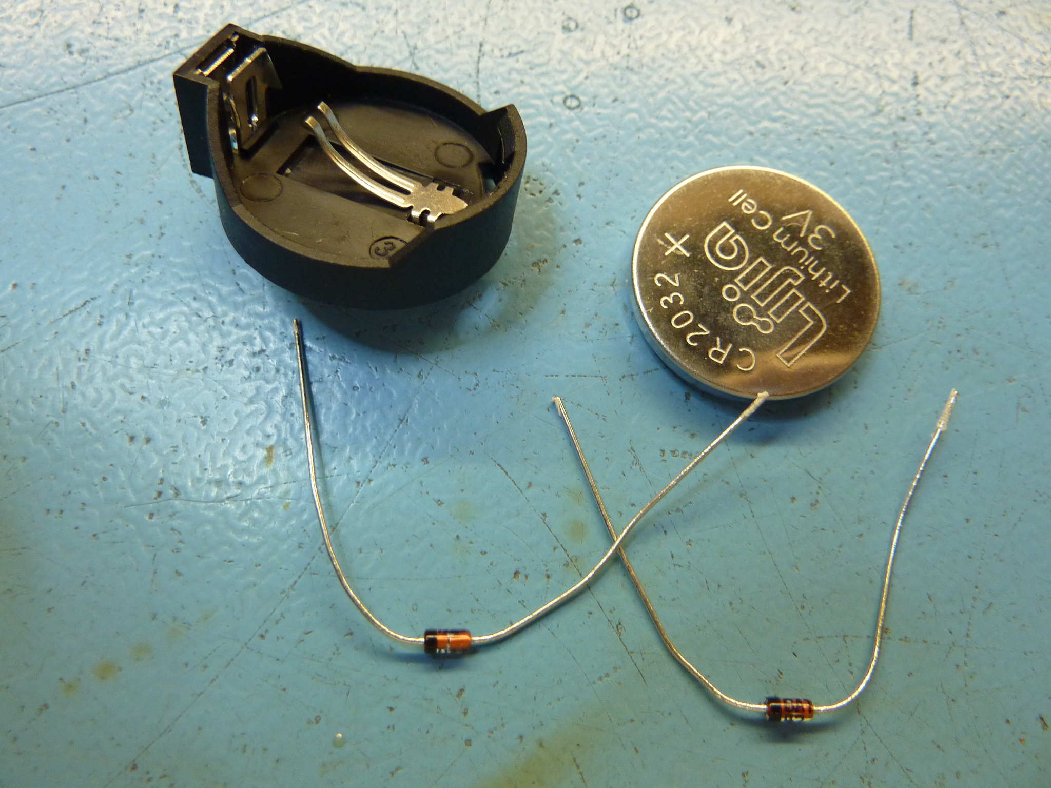 Changing the battery on a memory expanstion to a CR2032 battery Jm27